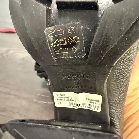 Schutz Zara Lug Sole Leather Boots size 8 B - Picture 9 of 11